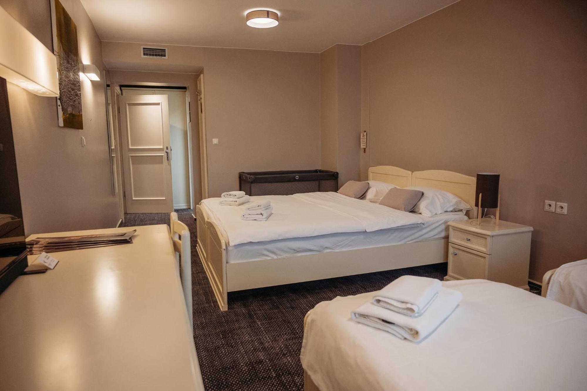 Hotel Kunst Krško Pokój zdjęcie